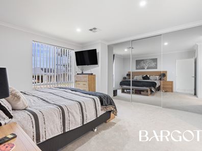 10 Balcombe Loop, Bushmead WA 6055