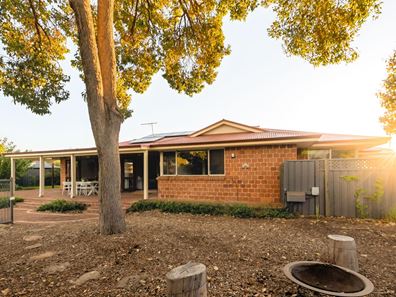 1 Gobba Court, Bayswater WA 6053