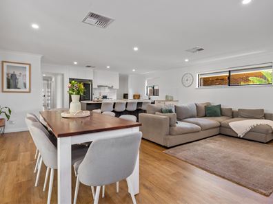 60 Aslett Drive, Karlkurla WA 6430
