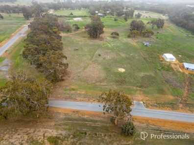 66 Tucker Grove, Bakers Hill WA 6562
