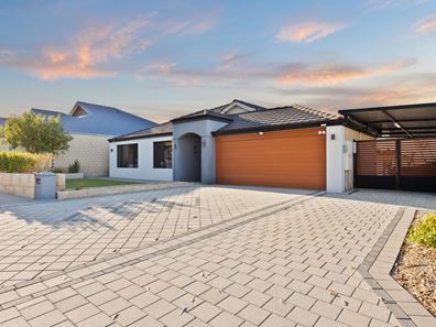 31 Observatory Drive, Clarkson WA 6030