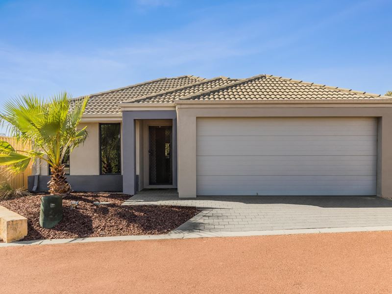 14 Dowak Lane, Byford