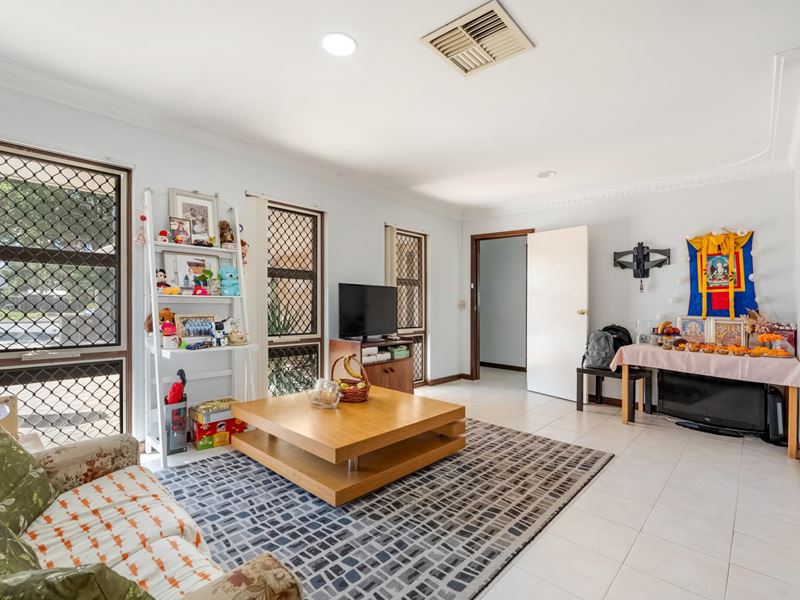 79 Leach Highway, Wilson WA 6107
