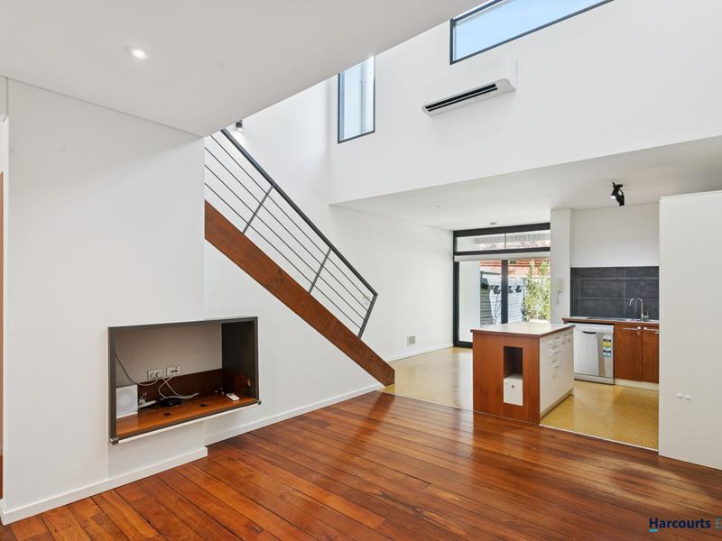 16C Princess Road, Crawley WA 6009