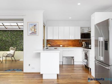 2/50 Albemarle Street, Doubleview WA 6018