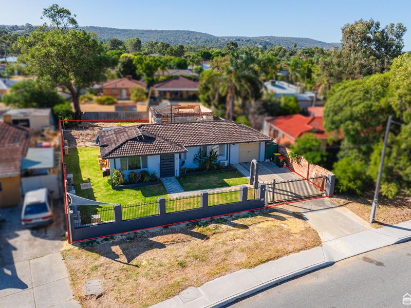 18 Hickson Avenue, Armadale WA 6112