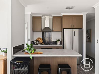 10/6 Tyne Link, Viveash WA 6056