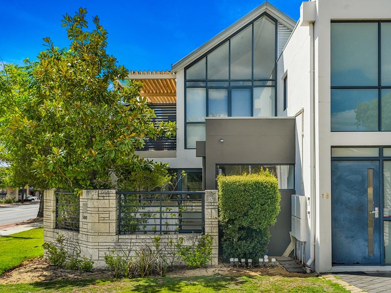 1/300 Charles Street, North Perth