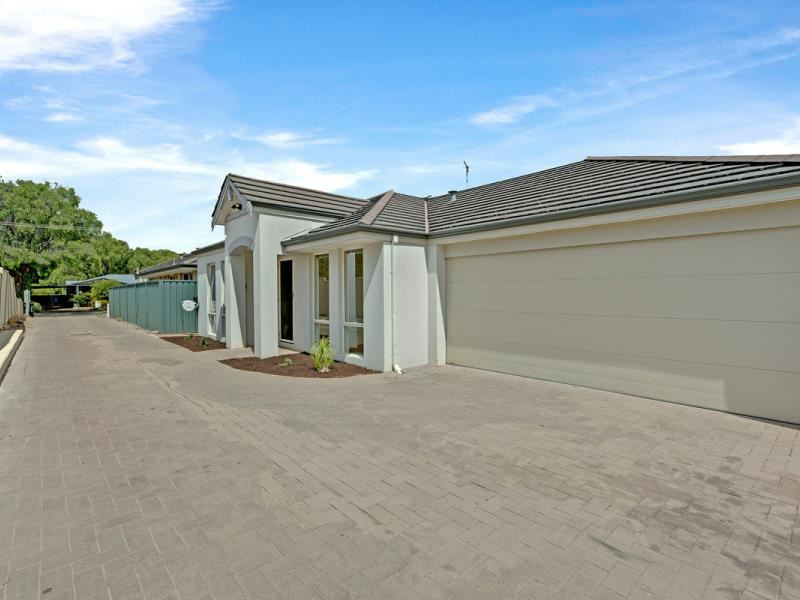 2/3 Moore Street, West Busselton WA 6280