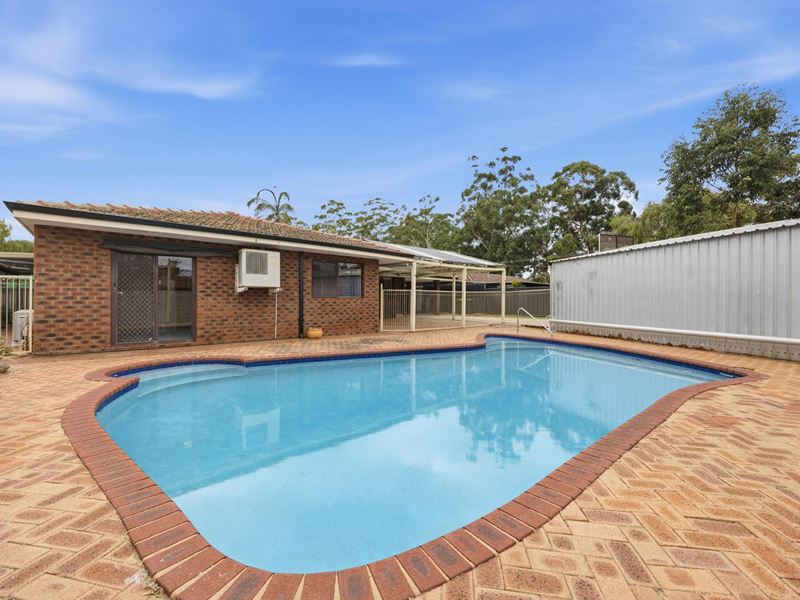 4 Heron Court, Camillo