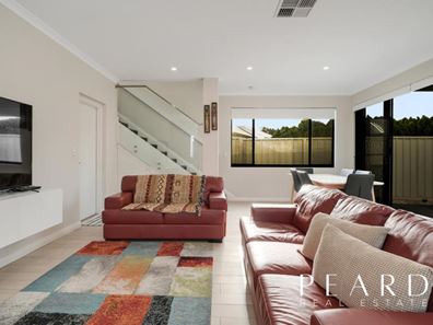 45A Mayflower Crescent, Craigie WA 6025