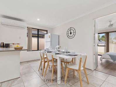 Room/3  13 Burkett Terrace, Bertram WA 6167