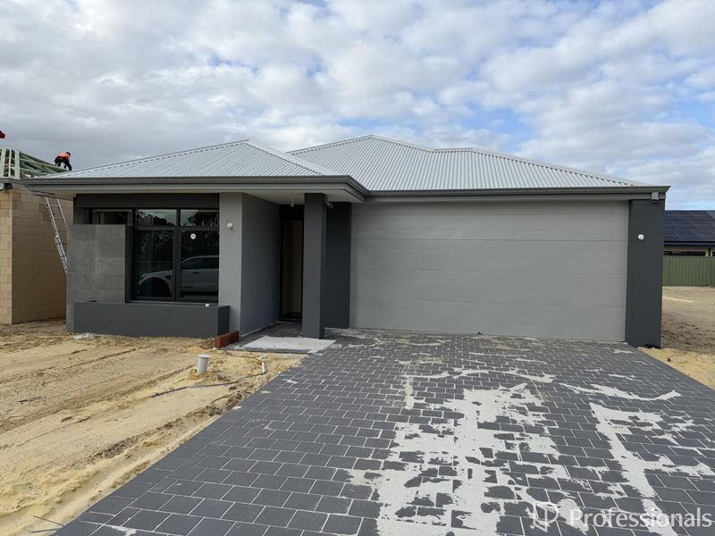 34 Lilylock Crescent, Henley Brook WA 6055
