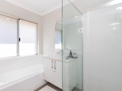 15 Relief Way, Brabham WA 6055