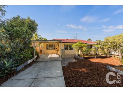 8 Ennis Court, Orelia WA 6167