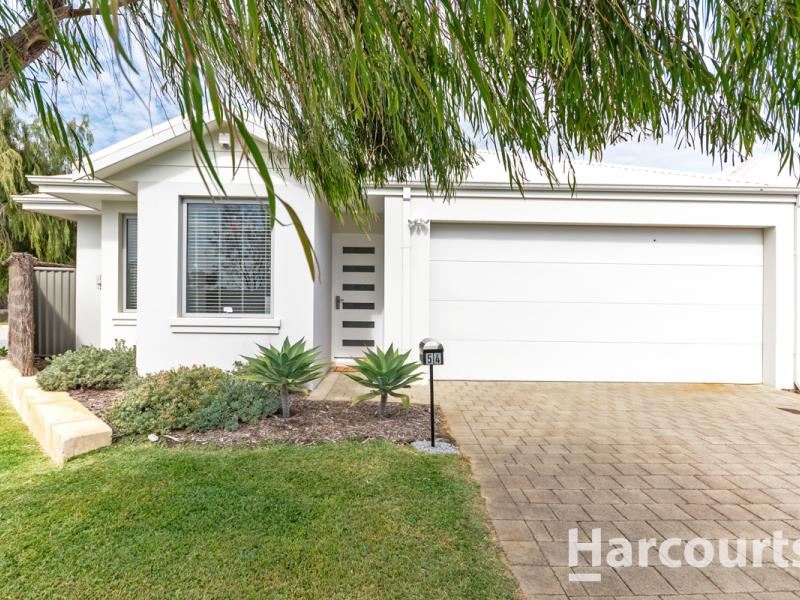54 Commodore Avenue, Clarkson WA 6030