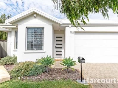 54 Commodore Avenue, Clarkson WA 6030