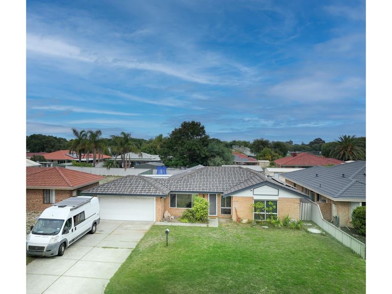 6 Cowrie Court, Waikiki WA 6169