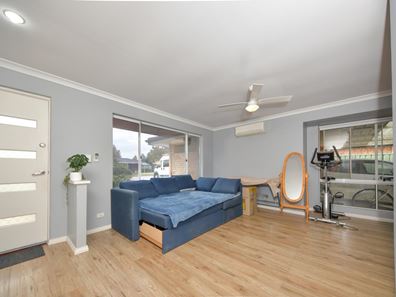 6 Cowrie Court, Waikiki WA 6169