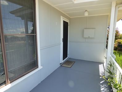 7 Caw Street, Merredin WA 6415