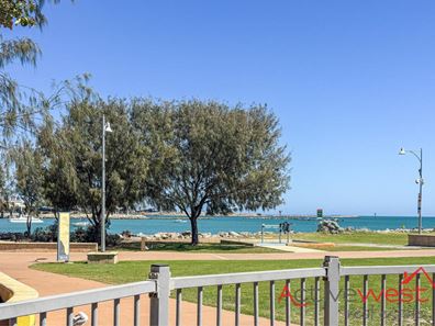 2 Foreshore Drive, Geraldton WA 6530