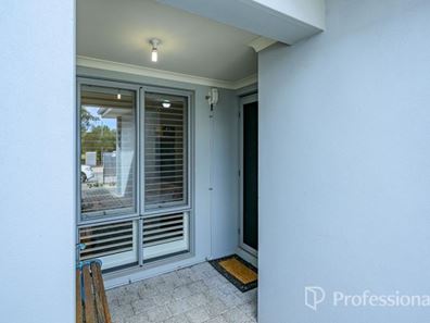 73 Chandala Turn, Ellenbrook WA 6069