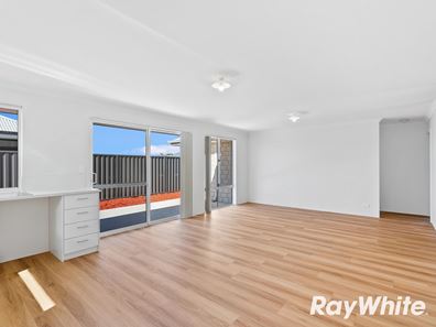 25 Swanson Loop, Coodanup WA 6210
