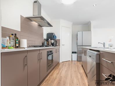 10 Thistle Wynd, Wandina WA 6530