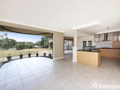 68 Promontory Parade, Ballajura WA 6066
