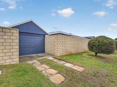 10 Eiffel Crescent, Port Kennedy WA 6172