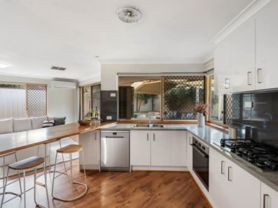 12 Bolderwood Drive, South Lake WA 6164