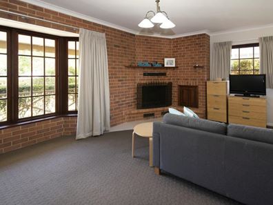 17 High Street, West Busselton WA 6280
