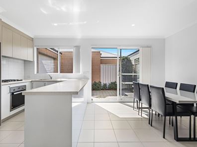 16C Ashcroft Way, Balga WA 6061
