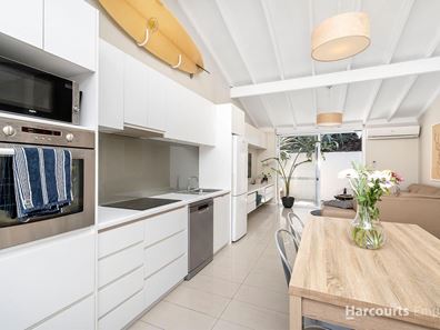5/36 Sackville Terrace, Scarborough WA 6019