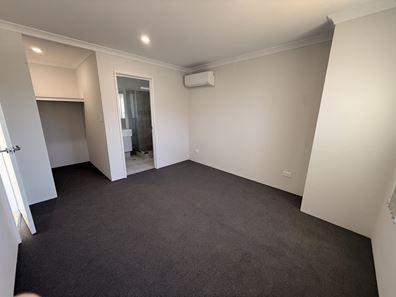 13 Mogum Bend, South Yunderup WA 6208