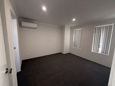 13 Mogum Bend, South Yunderup WA 6208