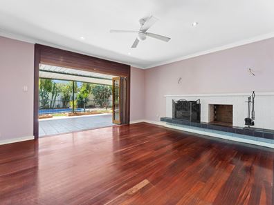 32 Cygnus Street, Rockingham WA 6168