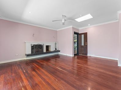 32 Cygnus Street, Rockingham WA 6168