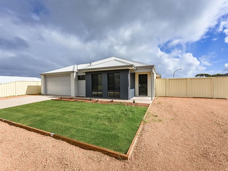 12 Spinnaker Way, Drummond Cove WA 6532