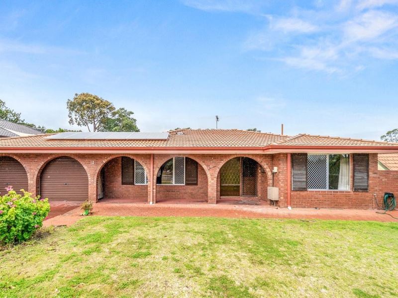 14 Alvaston Drive, Carine WA 6020