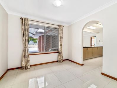 14 Alvaston Drive, Carine WA 6020