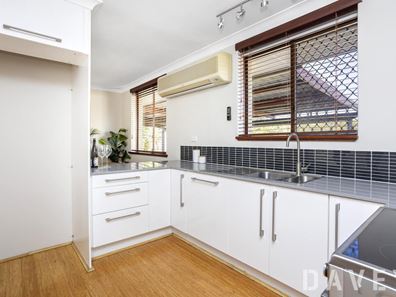 16 Delaware Place, Kallaroo WA 6025