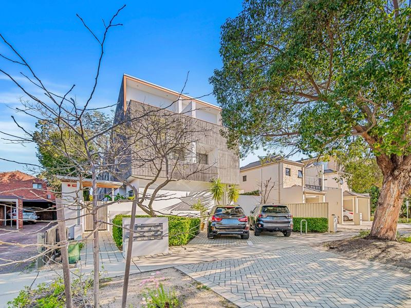 12/18 Park Road, Crawley WA 6009