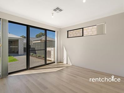 75 Lakewood Parkway, Coodanup WA 6210
