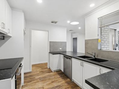 37 Abingdon Road, Swan View WA 6056