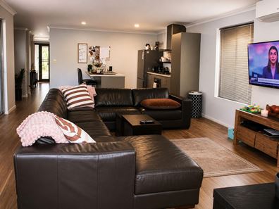 231 Lambeth Circle, Wellard WA 6170