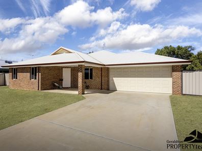 16 Bayliss Road, Dongara WA 6525