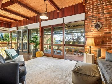 6 Solomon Street, Fremantle WA 6160