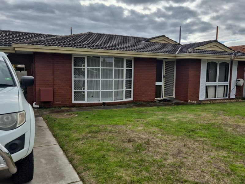 7 Solandra Way, Forrestfield WA 6058
