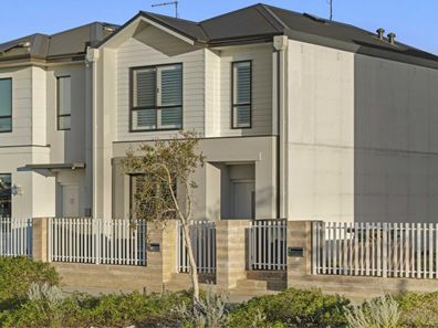 24 Everest Parkway, Lakelands WA 6180